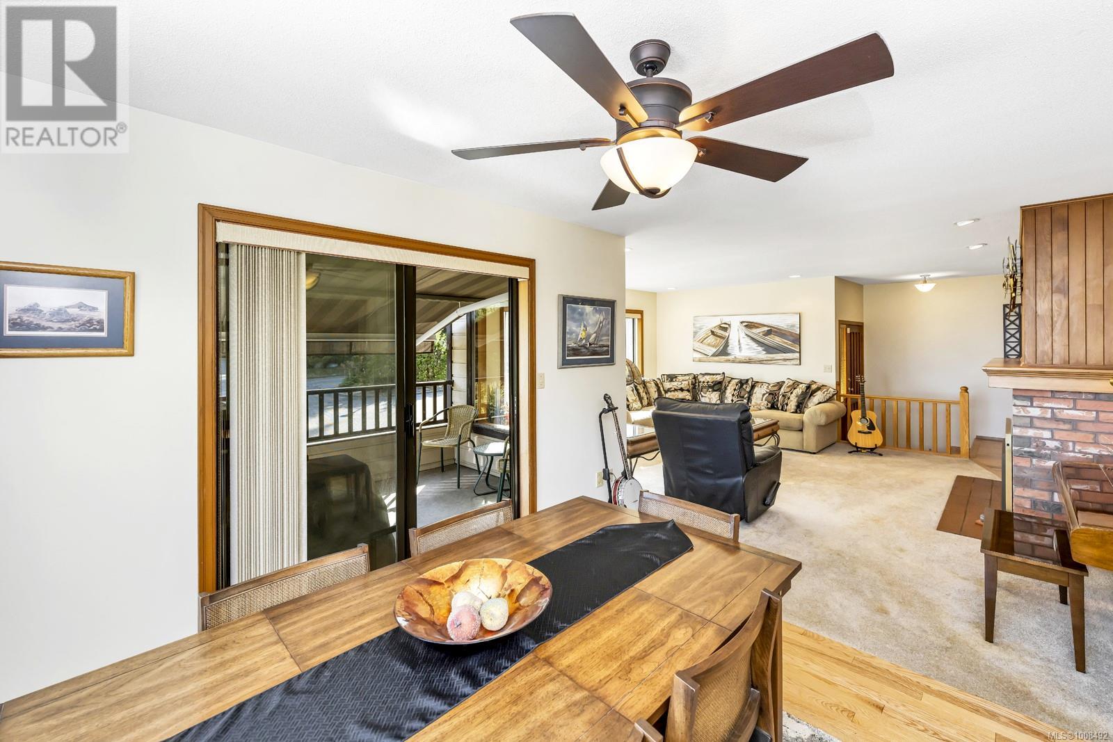  800 Seamist Place, Saanich