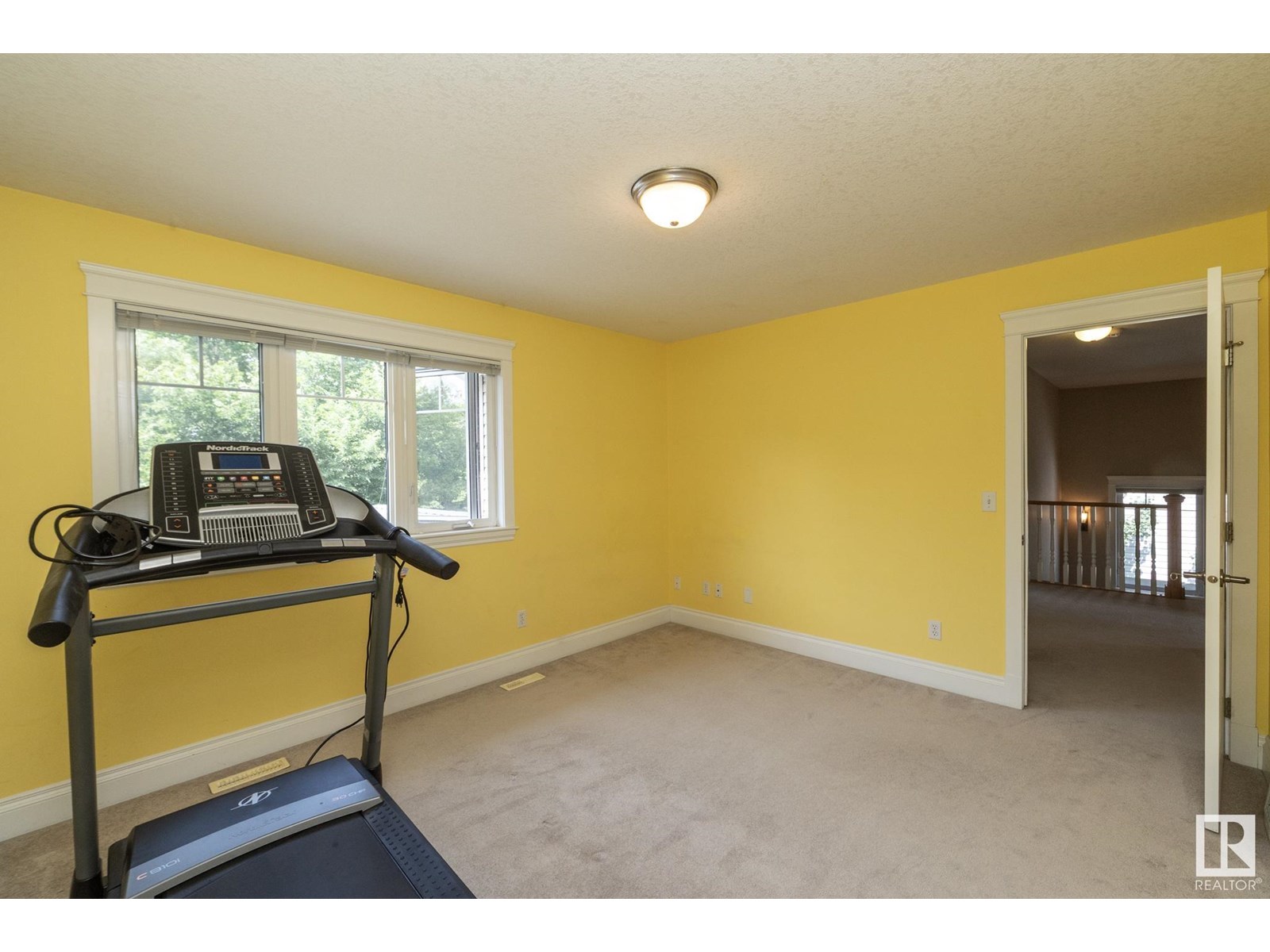 Photo 17 of 9319 93 St Nw, Edmonton AB