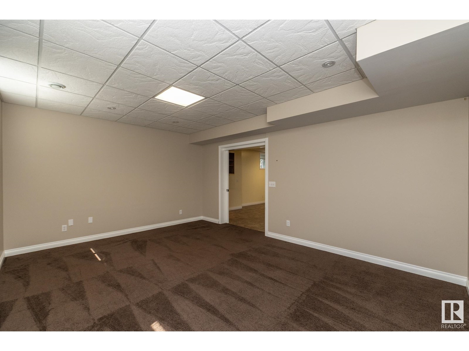 Photo 54 of 9319 93 St Nw, Edmonton AB
