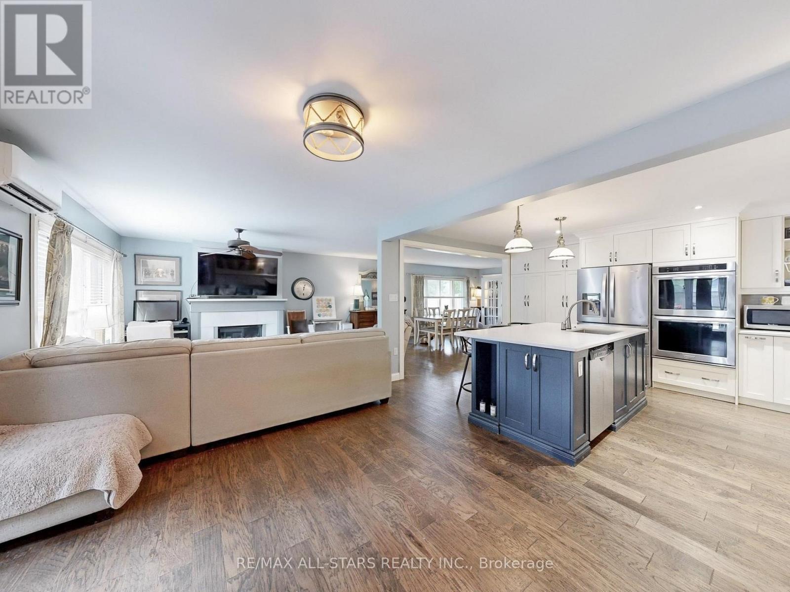 Photo 19 of 17 Metropolitan Crescent, Georgina ON