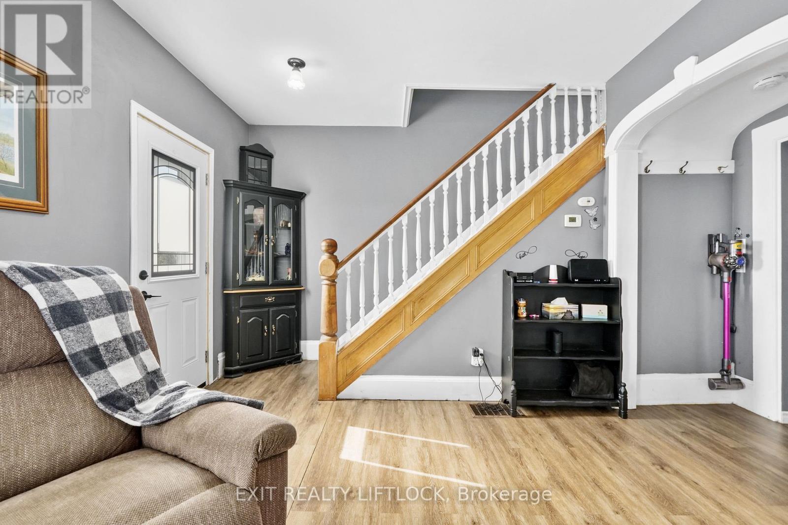 Photo 14 of 108 Godolphin Road, Trent Hills ON
