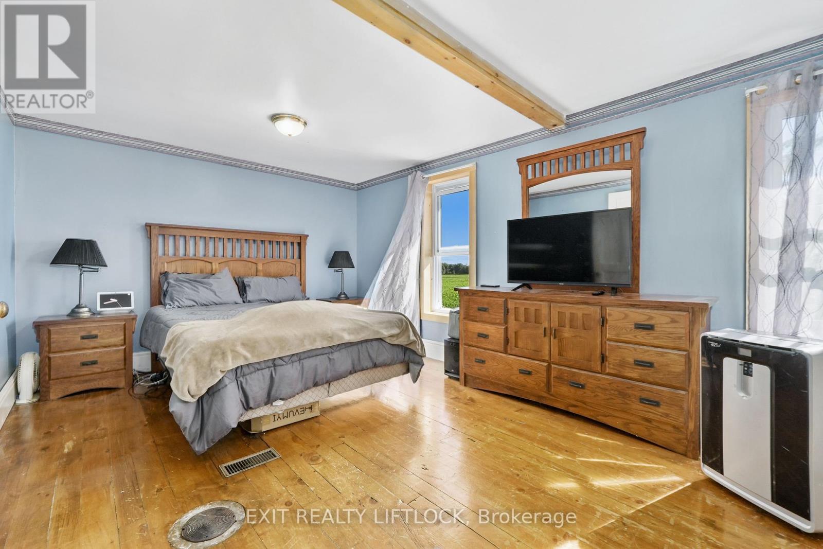 Photo 3 of 108 Godolphin Road, Trent Hills ON