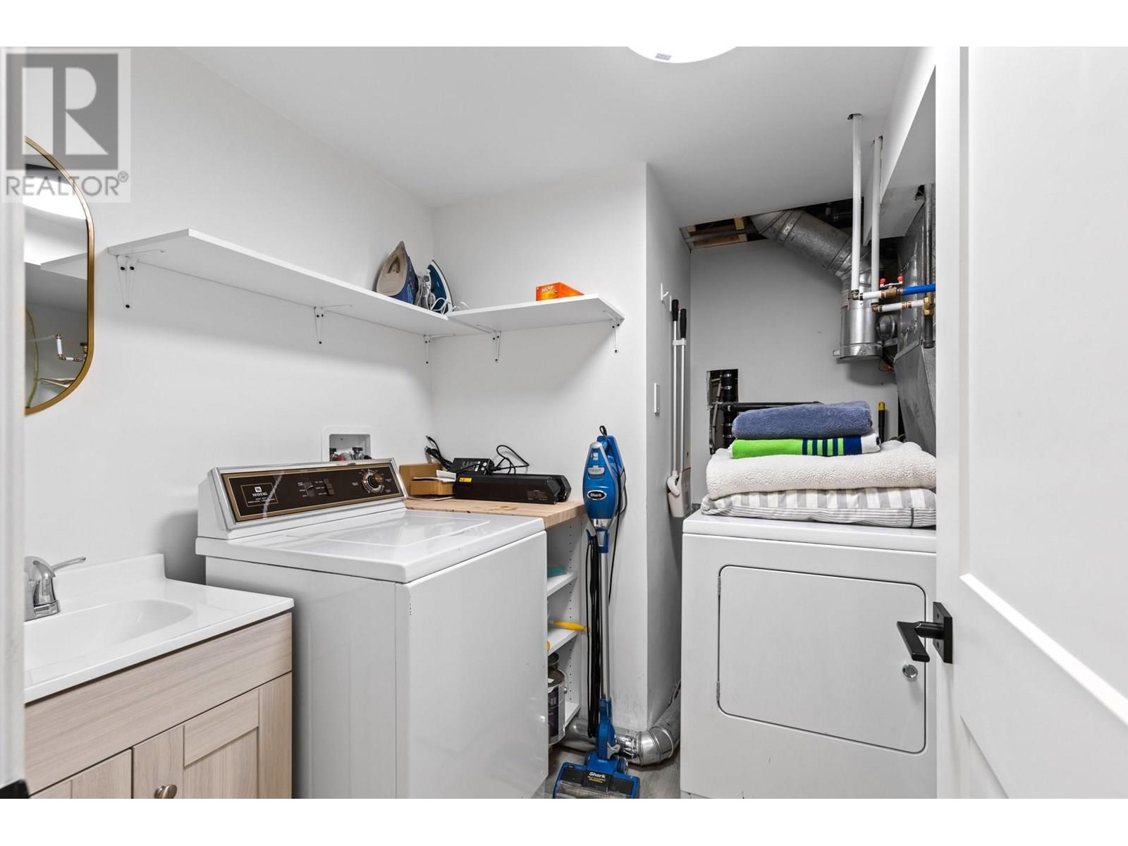  1511 Lambert Avenue, Kelowna
