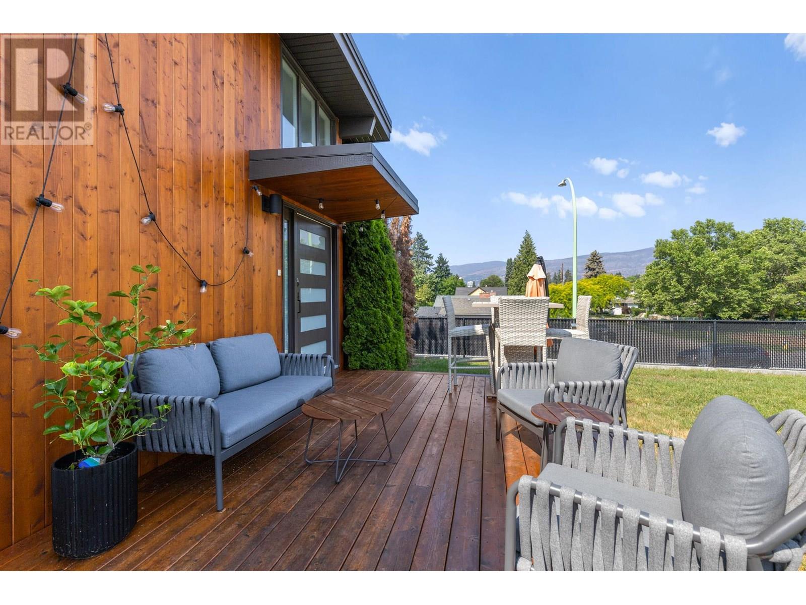 1511 Lambert Avenue, Kelowna