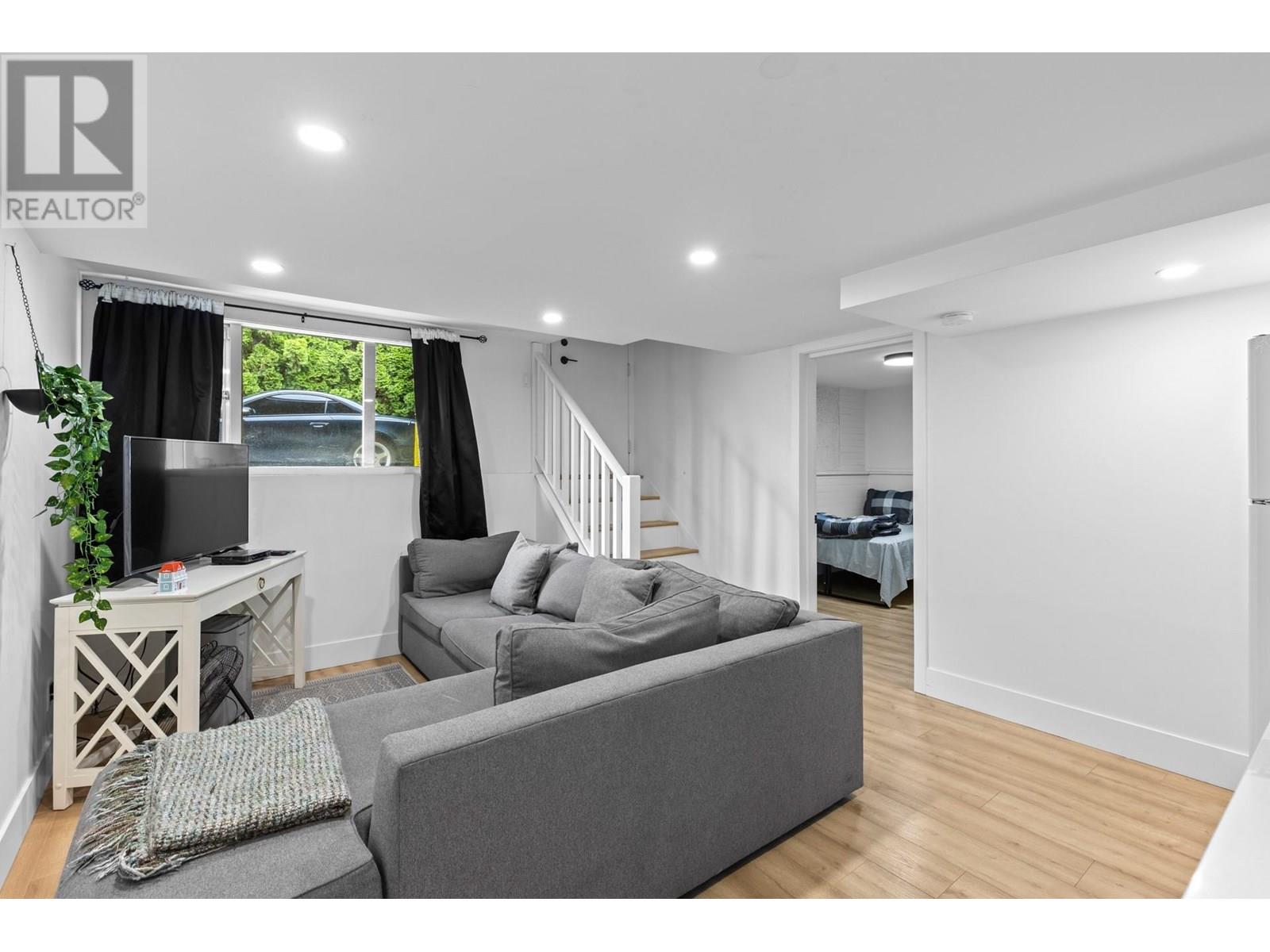  1511 Lambert Avenue, Kelowna