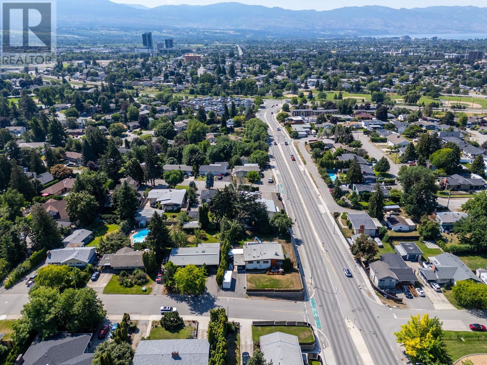  1511 Lambert Avenue, Kelowna