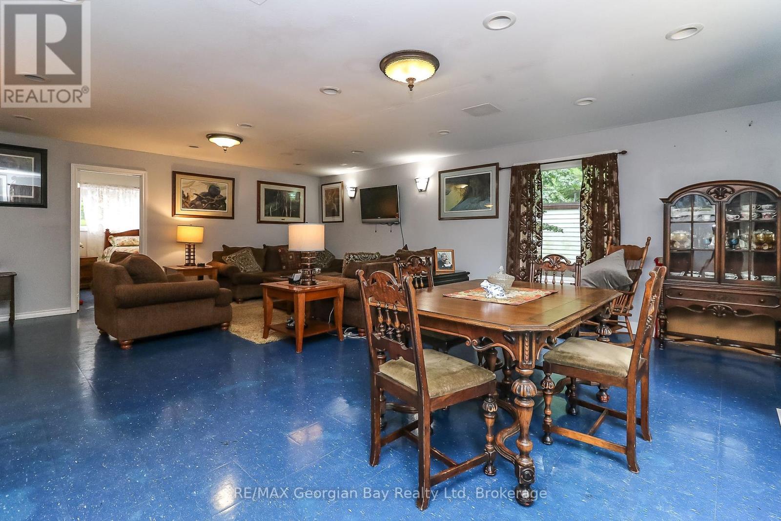Photo 11 of 392 William Street, Tay ON