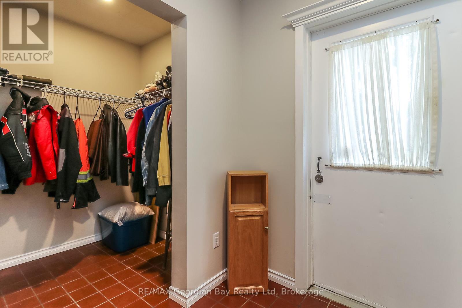 Photo 15 of 392 William Street, Tay ON