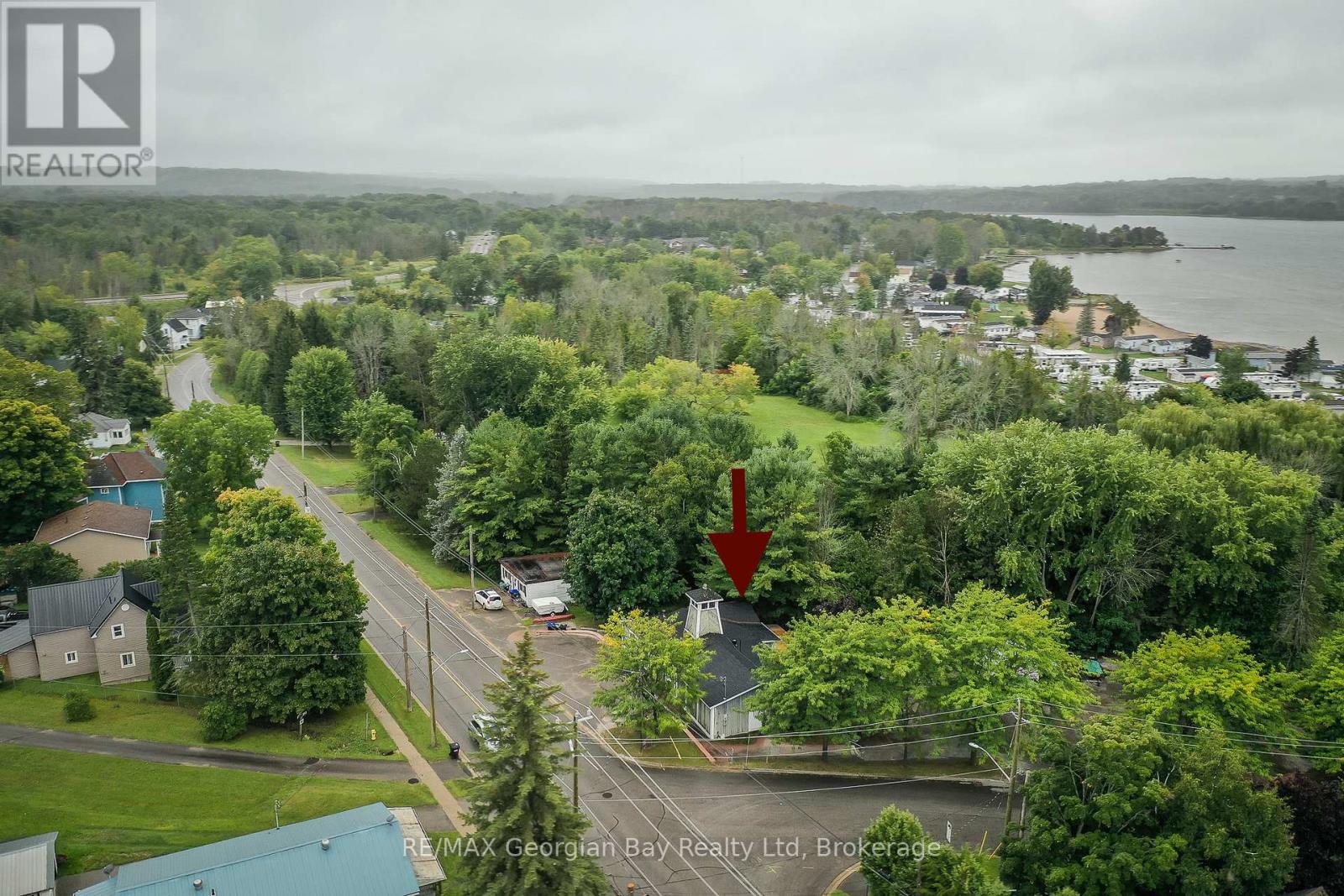 Photo 9 of 392 William Street, Tay ON