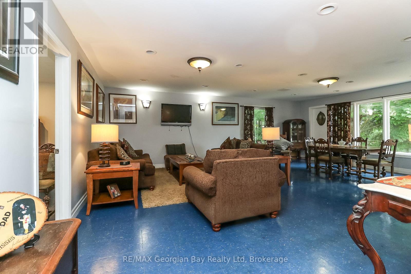 Photo 32 of 392 William Street, Tay ON
