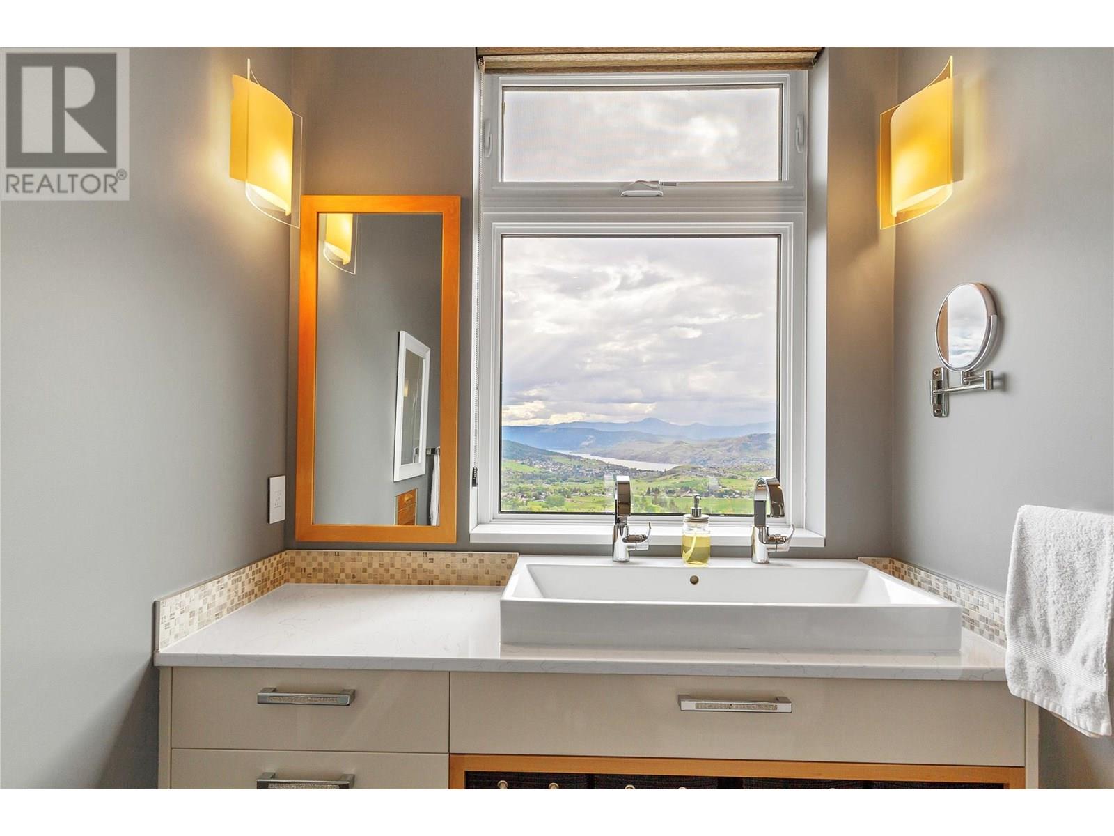 Photo 3 of 56 Ravine Drive, Coldstream BC
