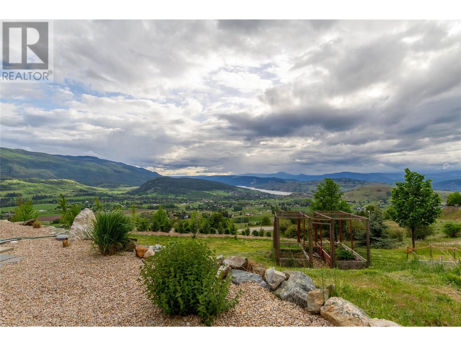 Photo 54 of 56 Ravine Drive, Coldstream BC