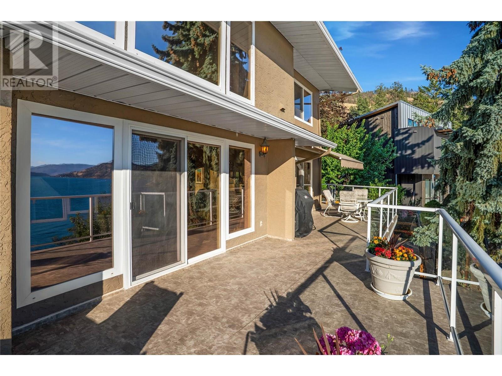 Photo 22 of 1988 Dewdney Road, Kelowna BC