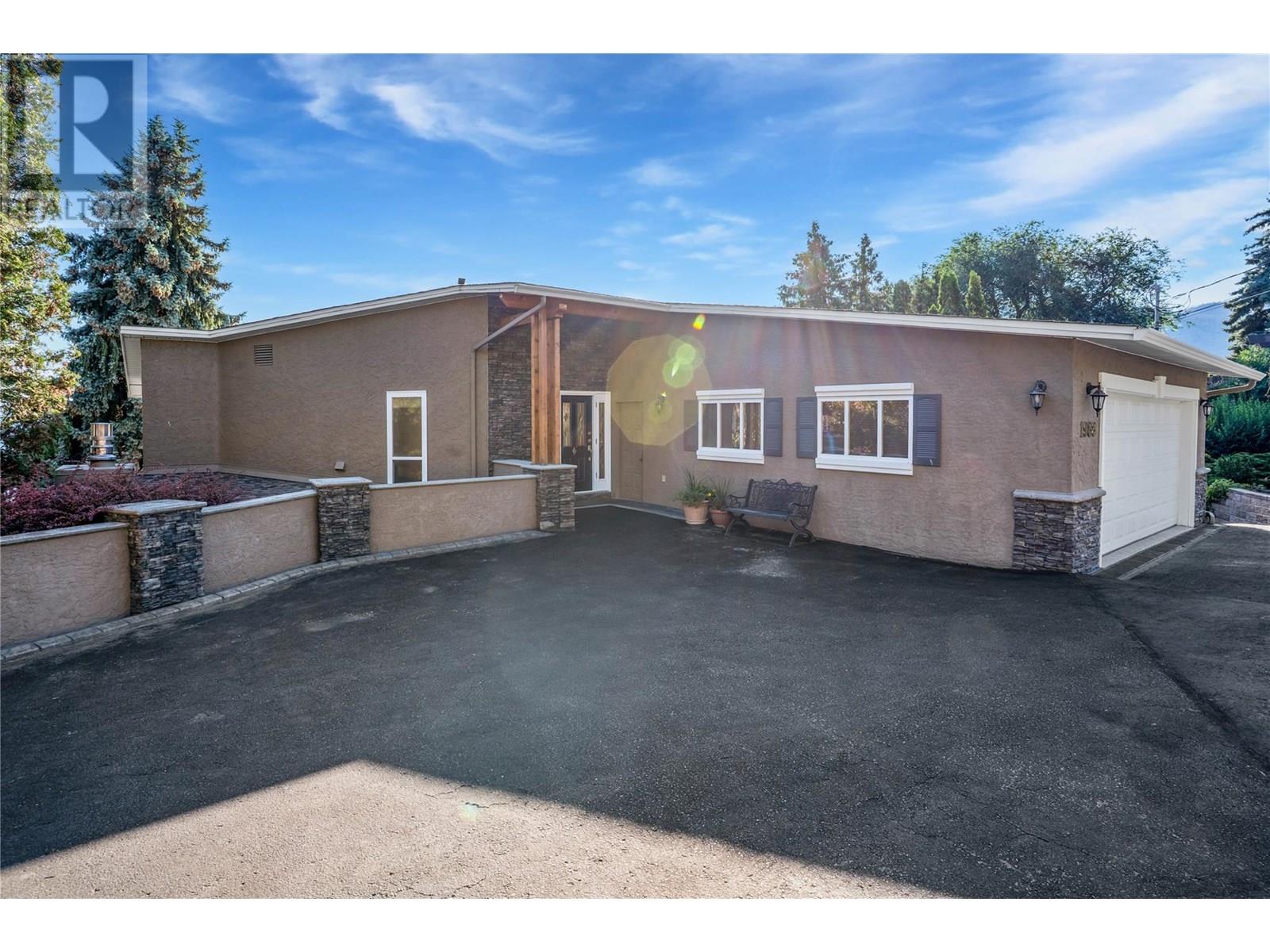 Photo 56 of 1988 Dewdney Road, Kelowna BC