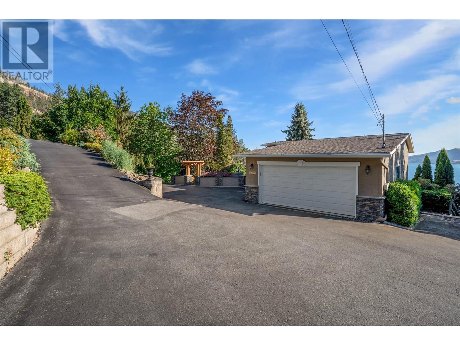 Photo 58 of 1988 Dewdney Road, Kelowna BC