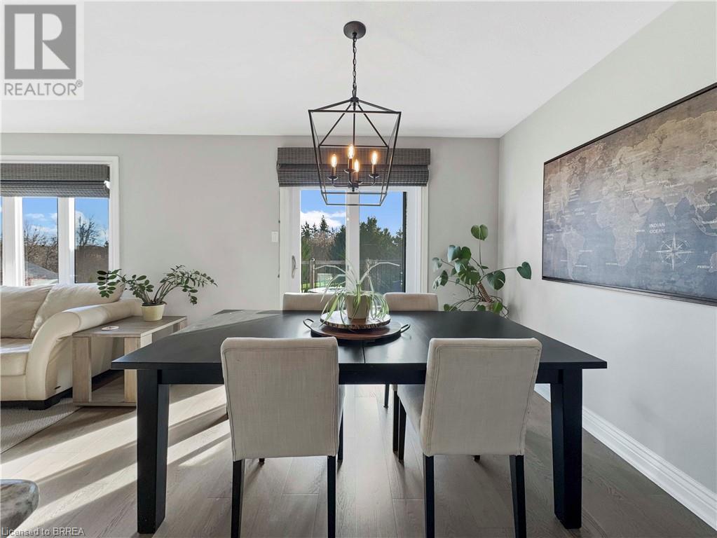 Photo 3 of 25 Bradbury Crescent, Paris ON