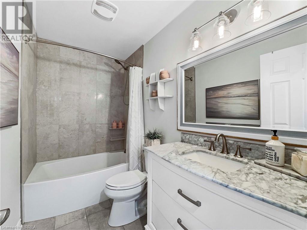 Photo 41 of 25 Bradbury Crescent, Paris ON