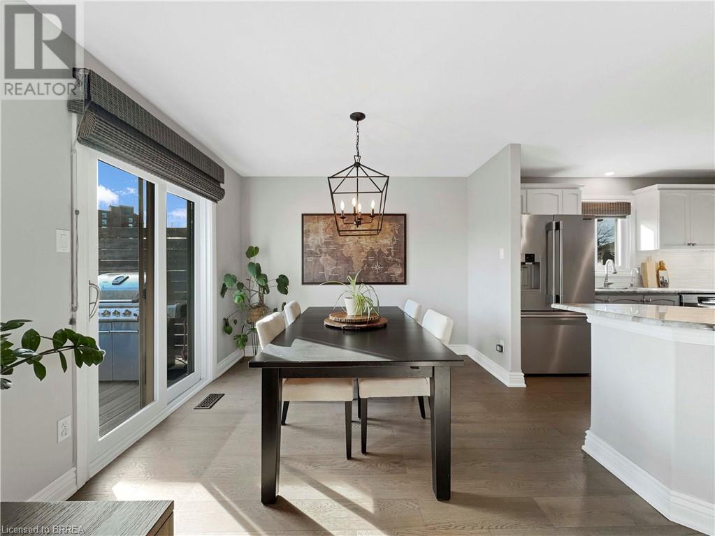 Photo 22 of 25 Bradbury Crescent, Paris ON