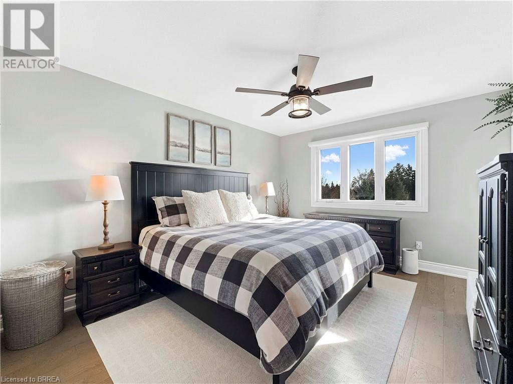 Photo 19 of 25 Bradbury Crescent, Paris ON