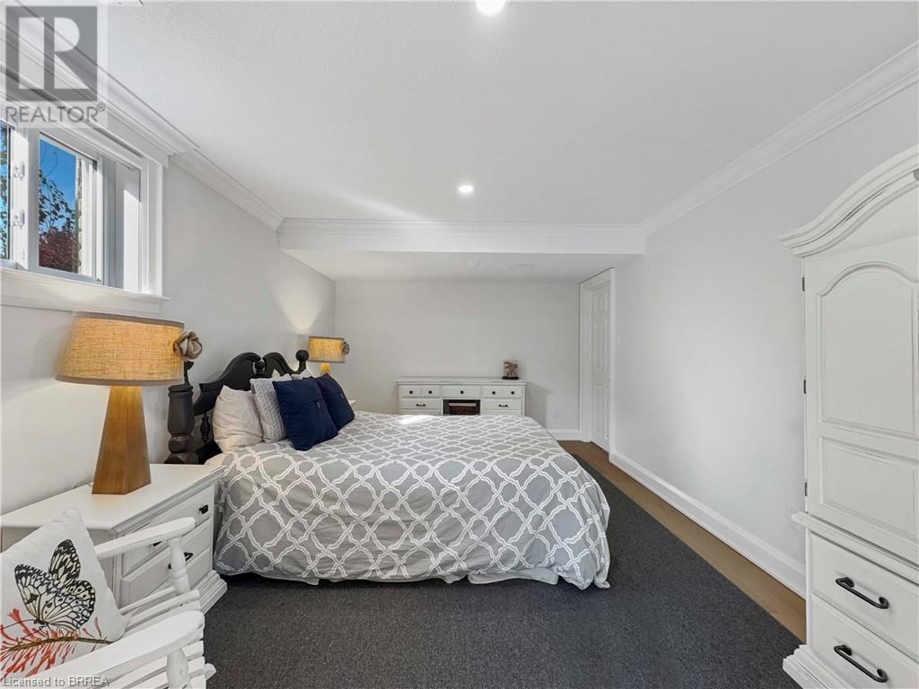 Photo 26 of 25 Bradbury Crescent, Paris ON