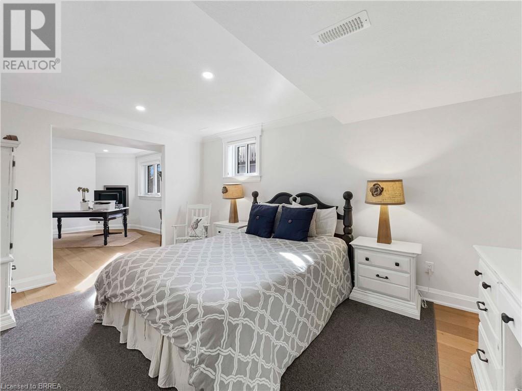 Photo 25 of 25 Bradbury Crescent, Paris ON
