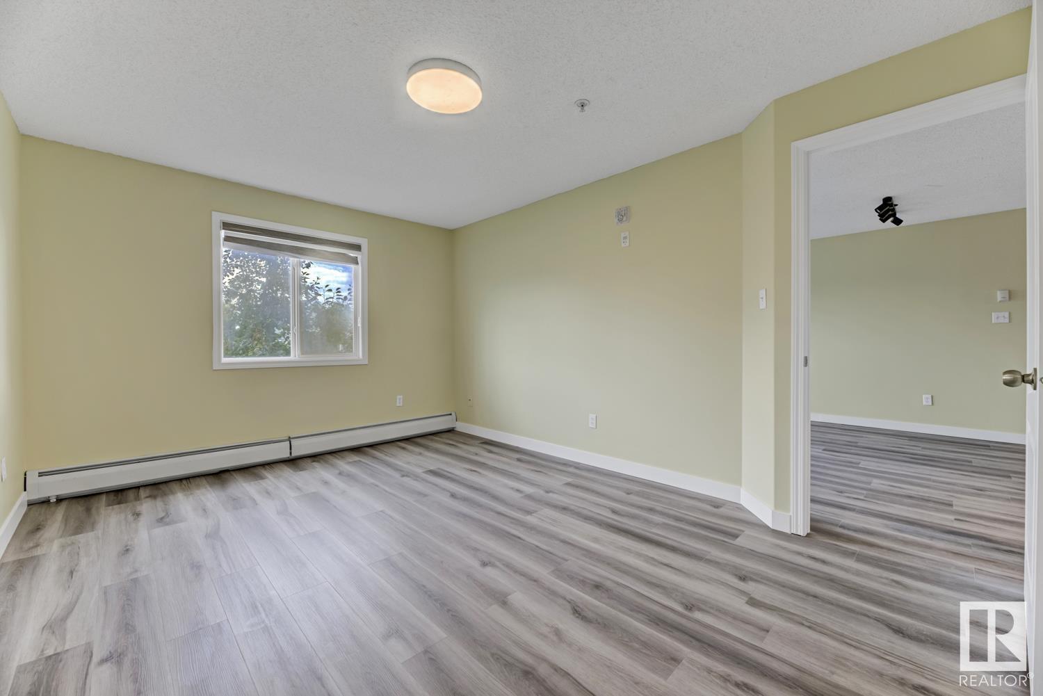 Photo 11 of 214 111 Edwards Dr Sw, Edmonton AB