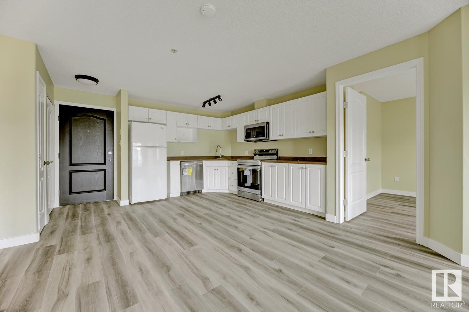 Photo 9 of 214 111 Edwards Dr Sw, Edmonton AB
