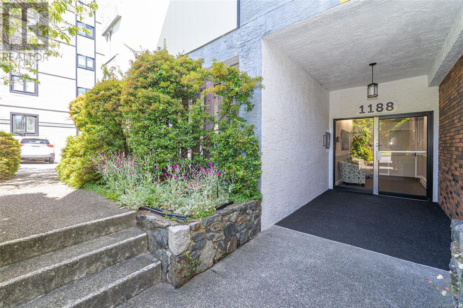 Photo 21 of 401 1188 Yates St, Victoria BC