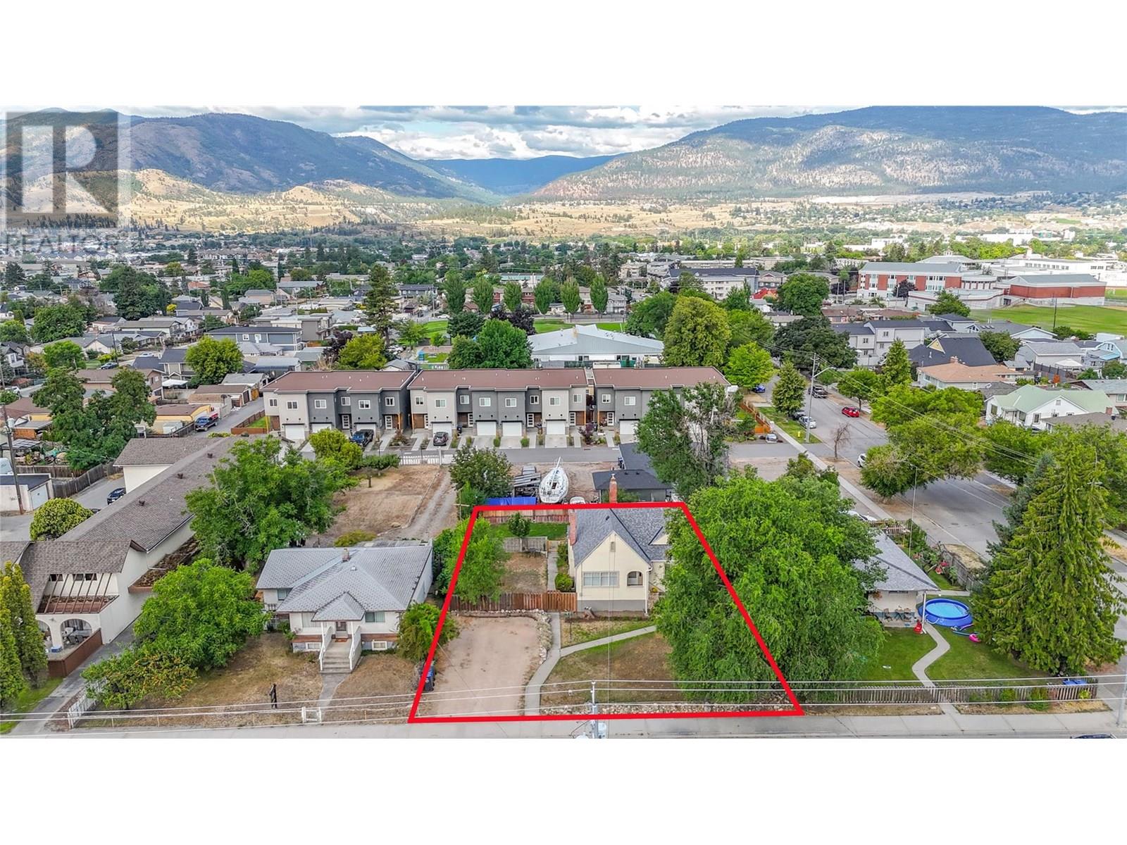 1027 Government Street, Penticton