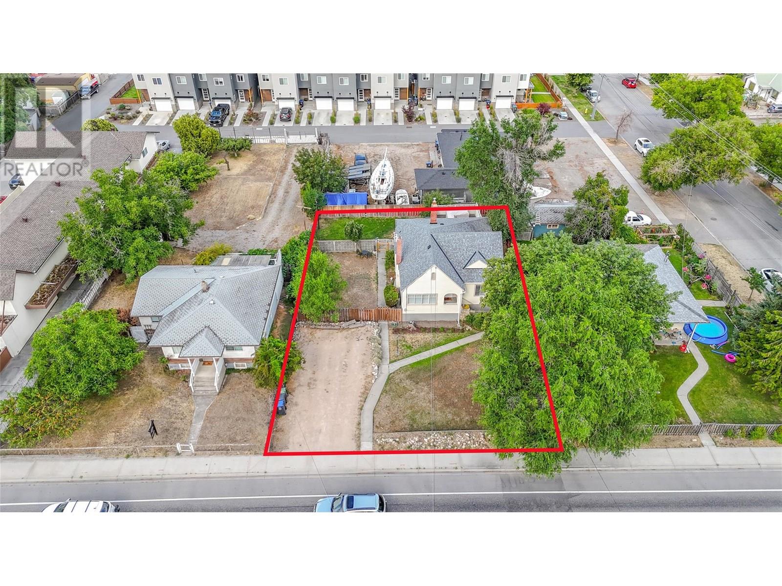 1027 Government Street, Penticton