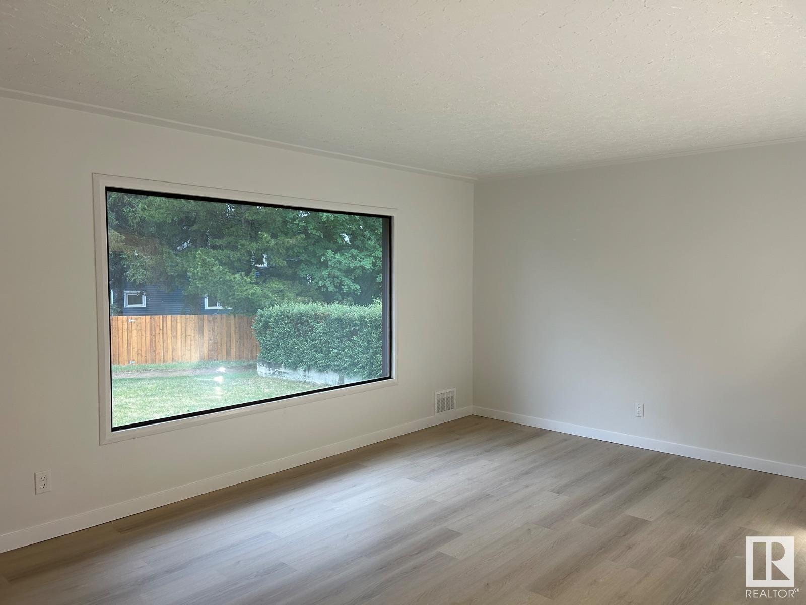 Photo 37 of 14 Obrien Dr, Fort Saskatchewan AB