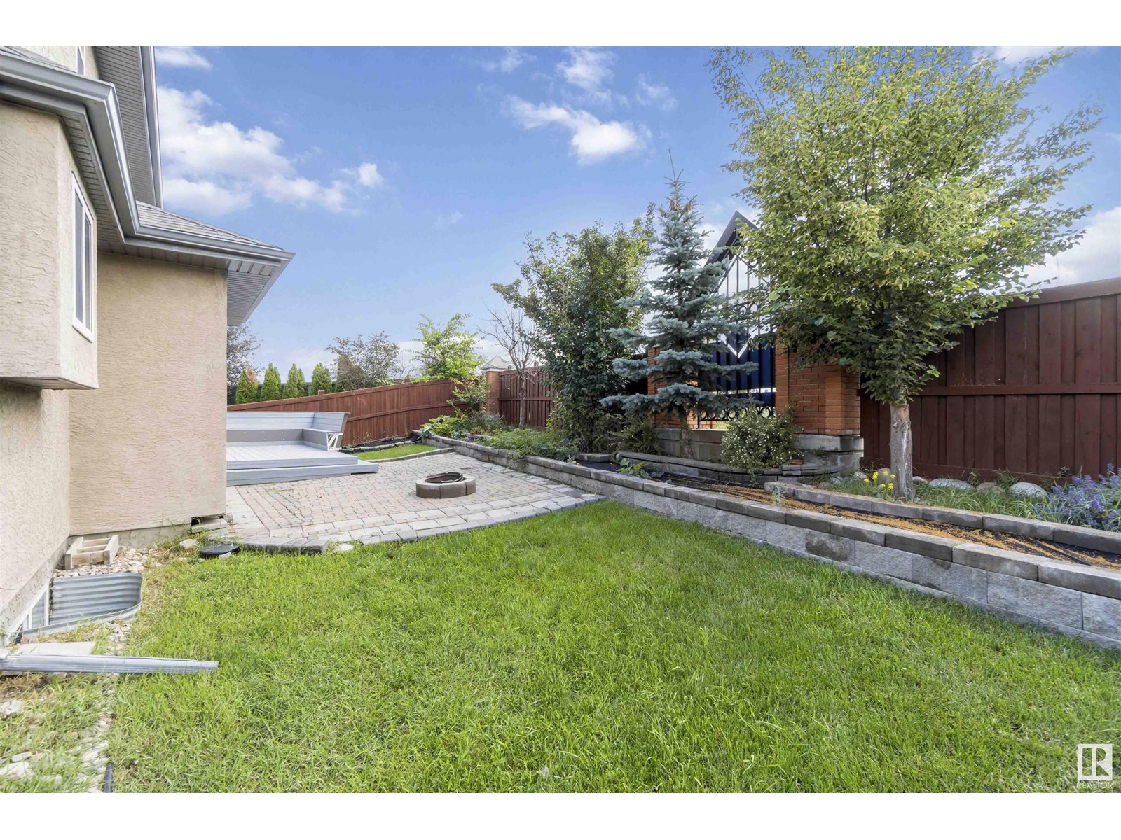 Photo 37 of 2435 Hagen Way Nw Nw, Edmonton AB