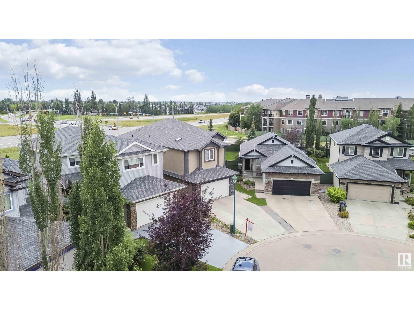 Photo 41 of 2435 Hagen Way Nw Nw, Edmonton AB
