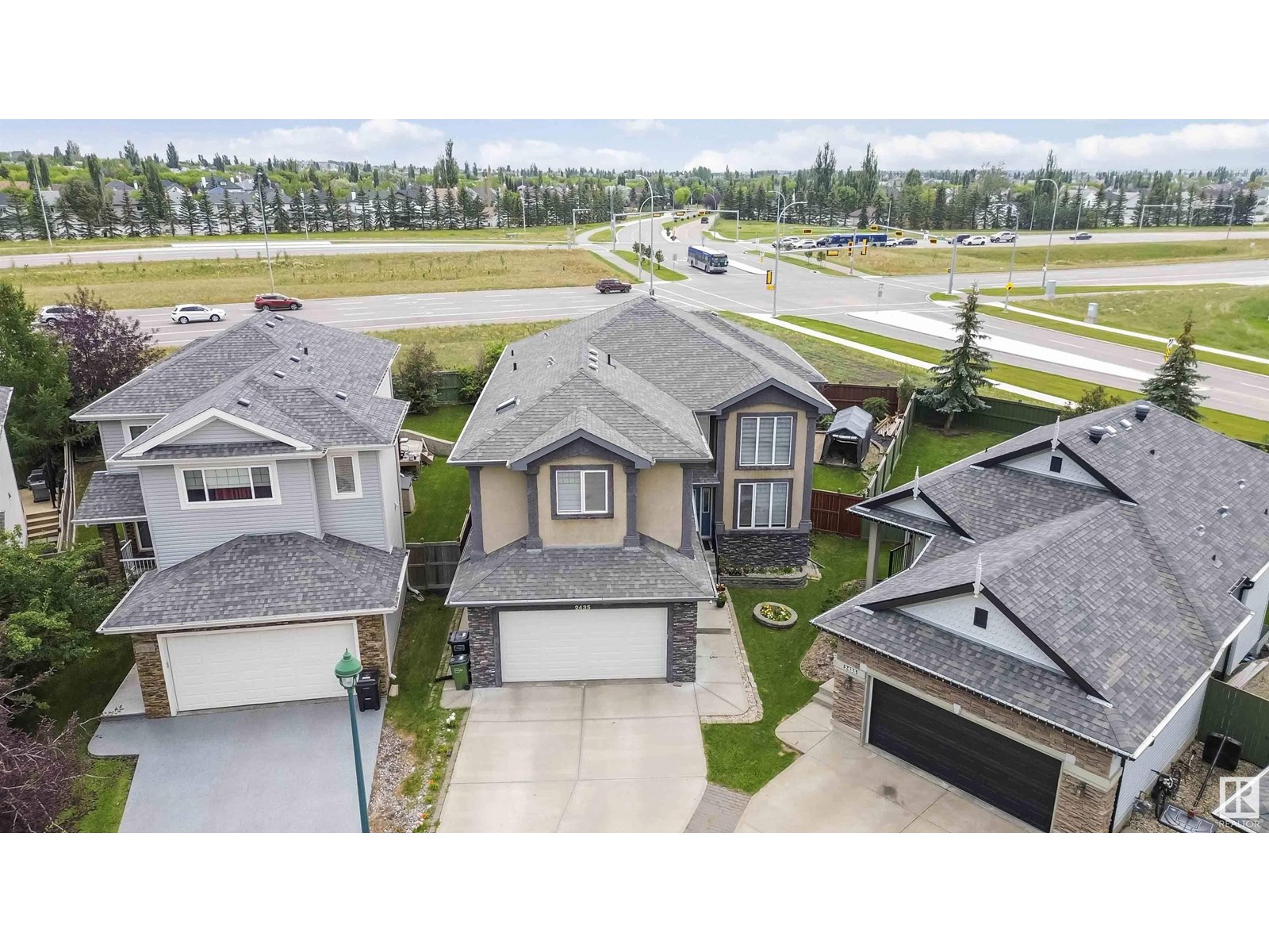 Photo 47 of 2435 Hagen Way Nw Nw, Edmonton AB