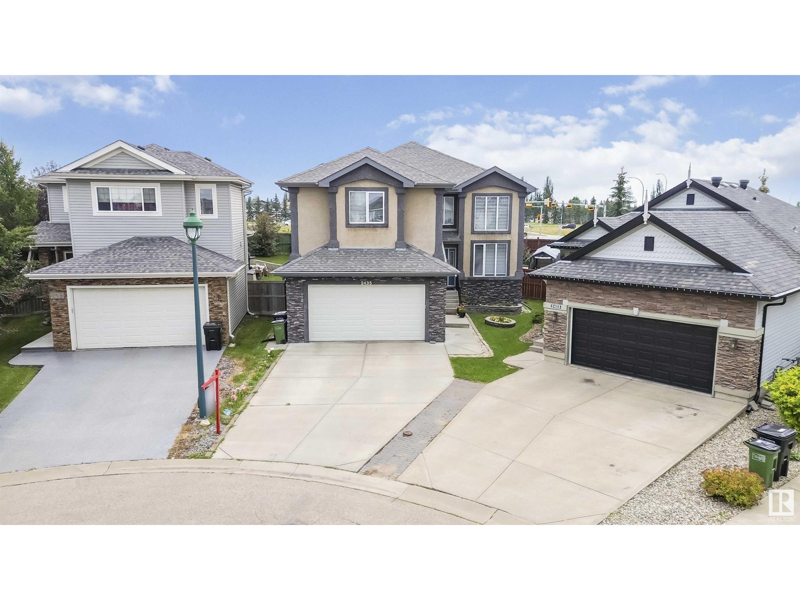 Photo 48 of 2435 Hagen Way Nw Nw, Edmonton AB