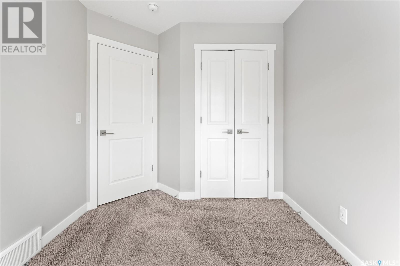 Photo 7 of 1202 Pringle Way, Saskatoon SK