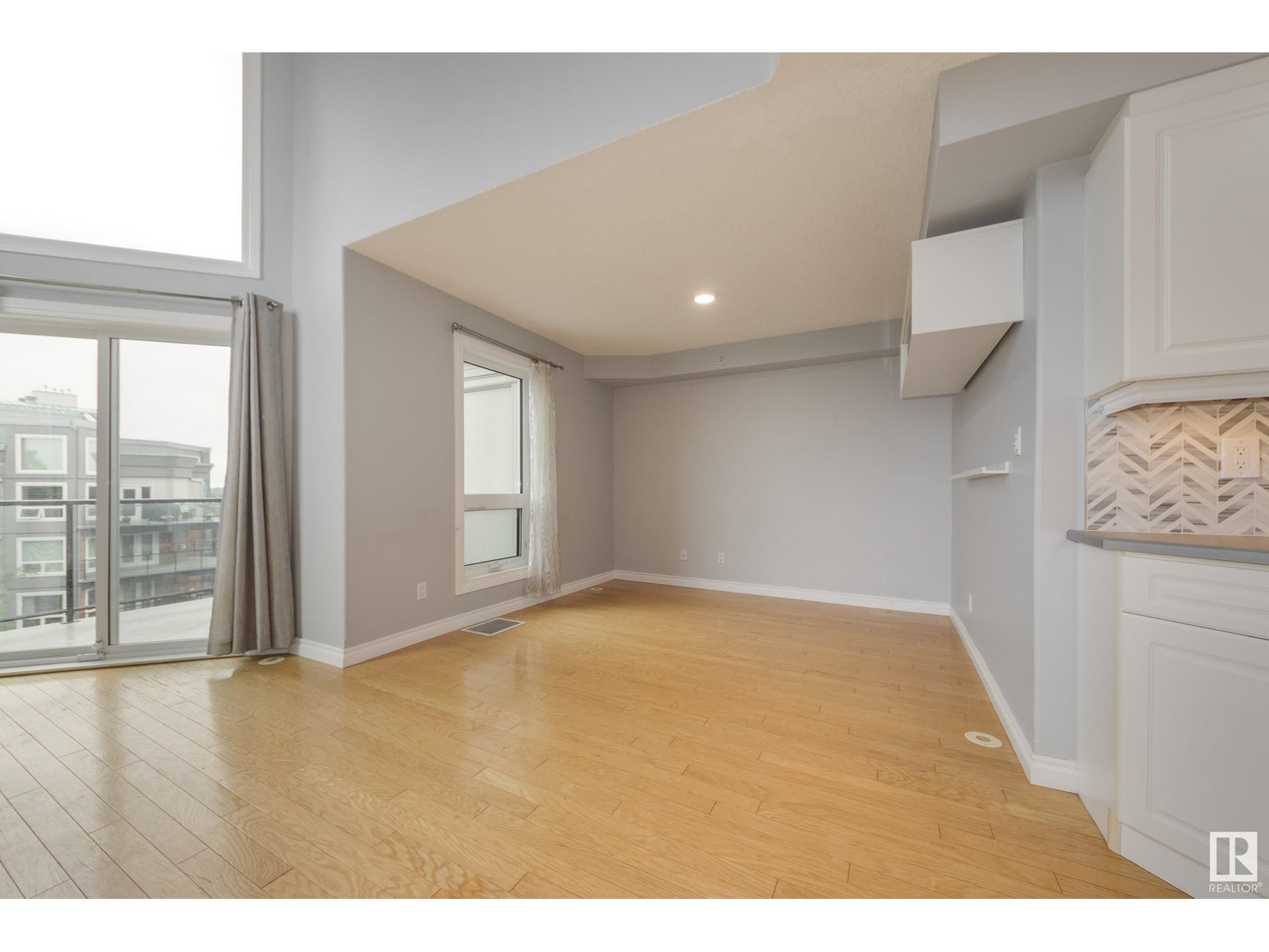 Photo 7 of 502 7905 96 St Nw Nw, Edmonton AB