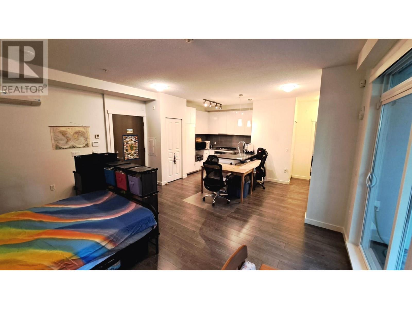 Photo 9 of 117 9399 Alexandra Road, Richmond BC