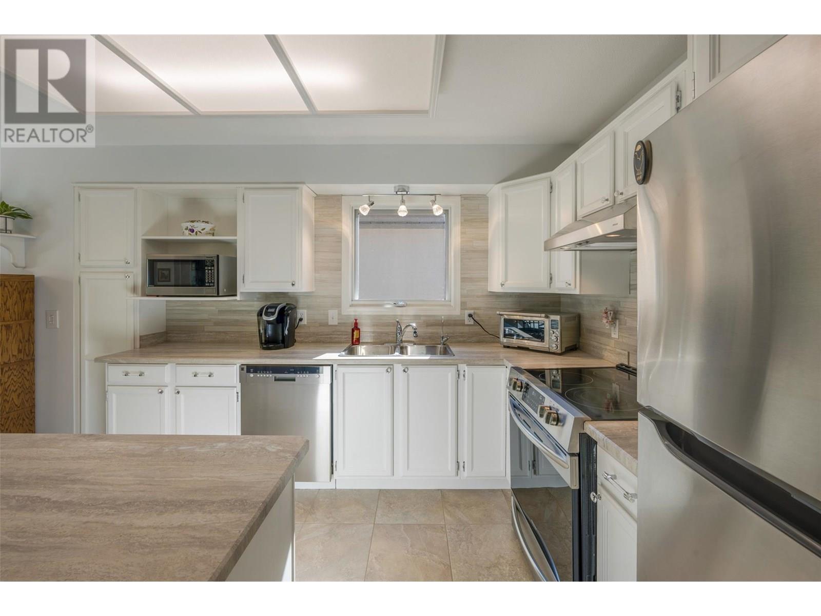Photo 20 of 1201 Cameron Avenue Unit 165, Kelowna BC