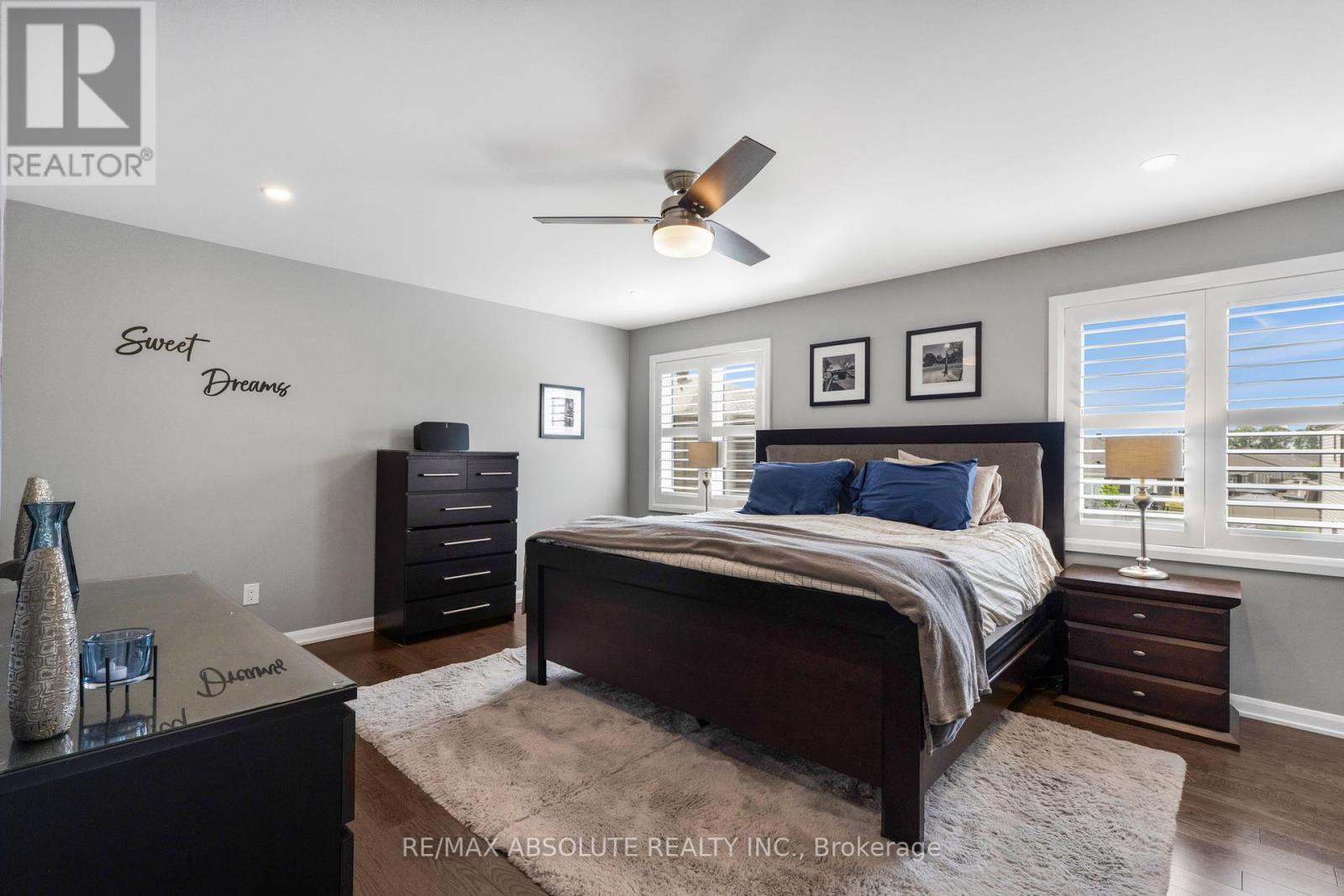 Photo 3 of 710 Coast Circle, Ottawa ON