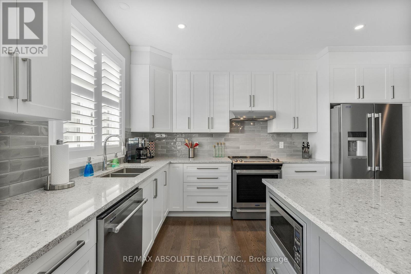 Photo 7 of 710 Coast Circle, Ottawa ON