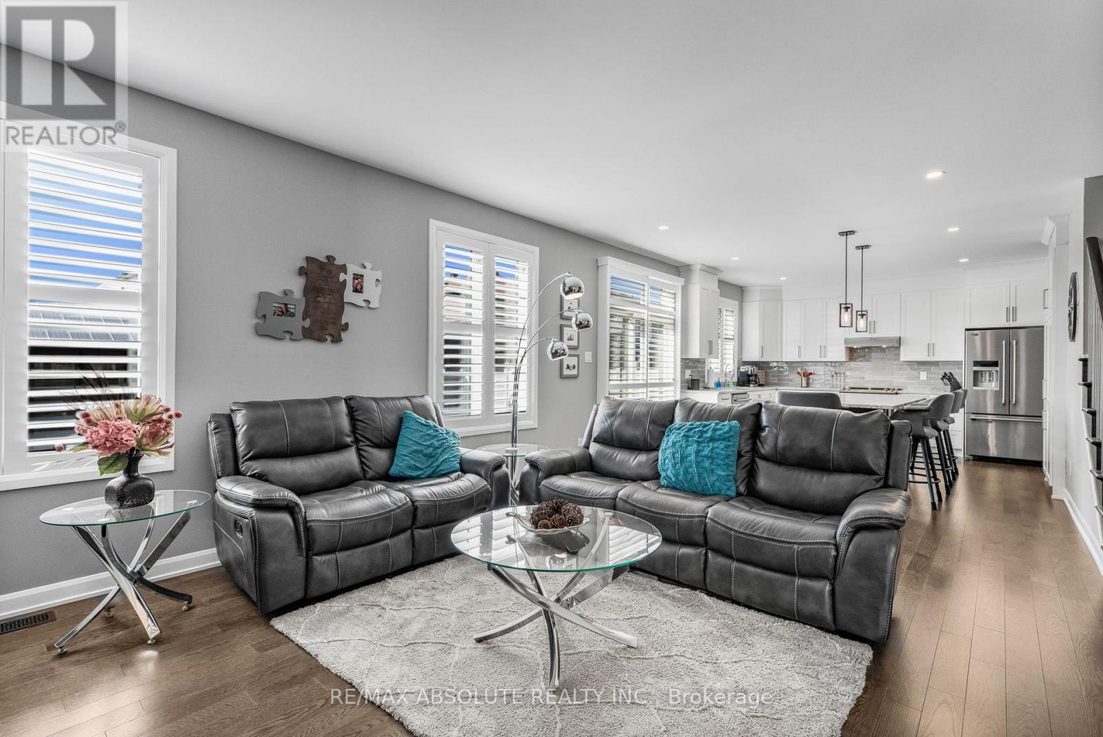 Photo 8 of 710 Coast Circle, Ottawa ON