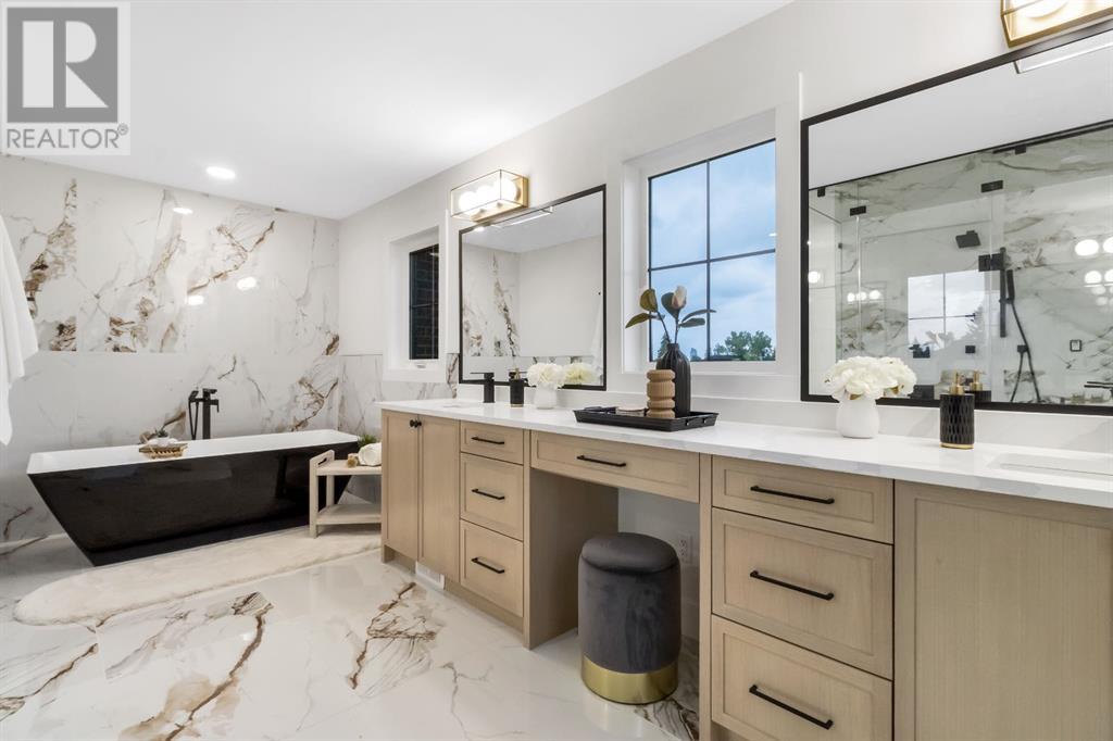 Photo 10 of 2118 Victoria Crescent Nw, Calgary AB