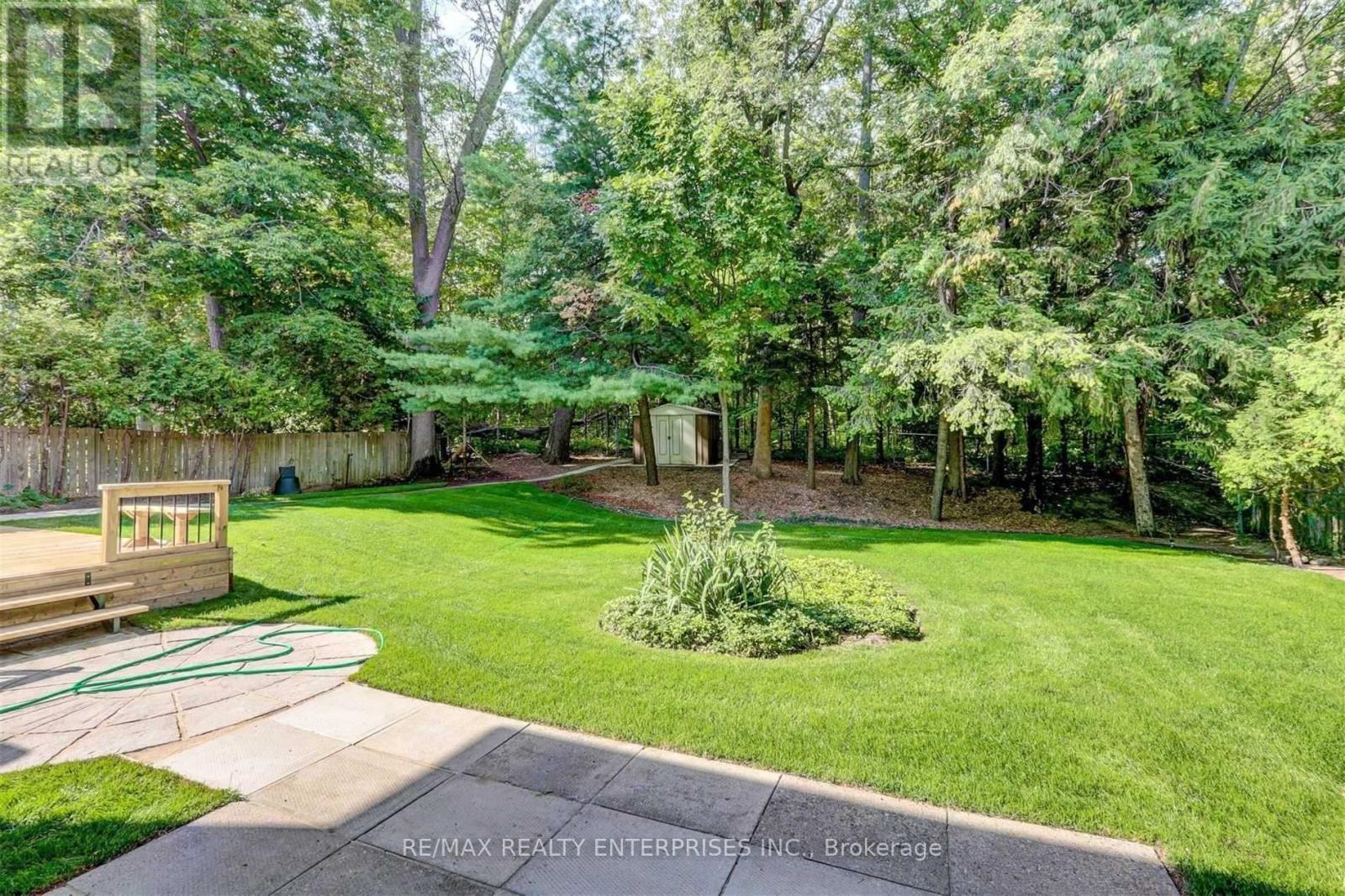 Photo 10 of 1493 Birchwood Drive, Mississauga ON