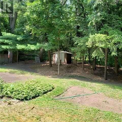 Photo 20 of 1493 Birchwood Drive, Mississauga ON