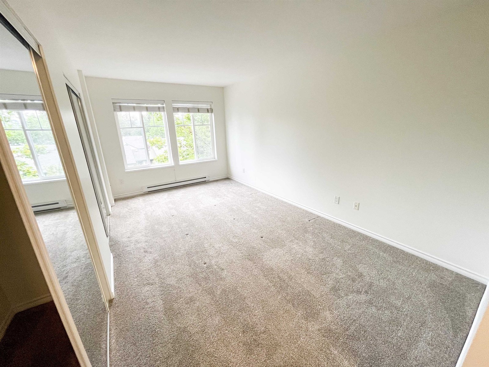 Photo 21 of 31 21535 88 Avenue, Langley BC