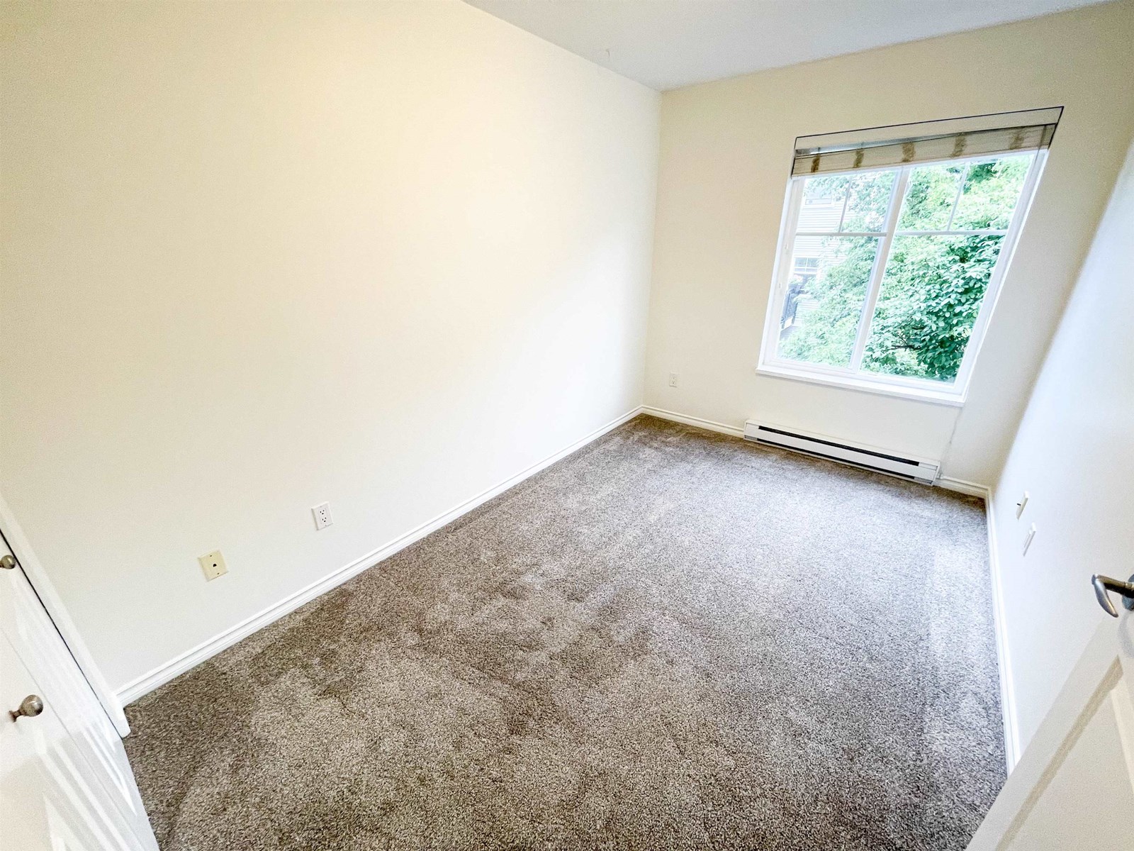 Photo 22 of 31 21535 88 Avenue, Langley BC