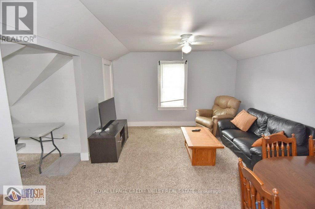 Photo 15 of 1011 Lena Avenue, Windsor ON