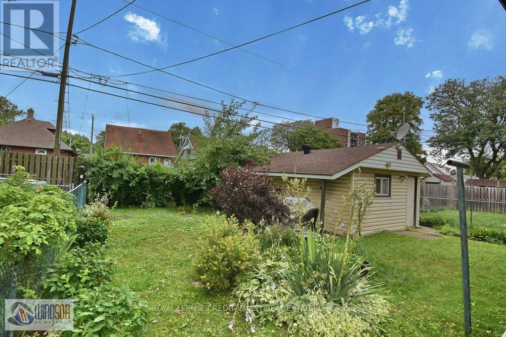 Photo 20 of 1011 Lena Avenue, Windsor ON