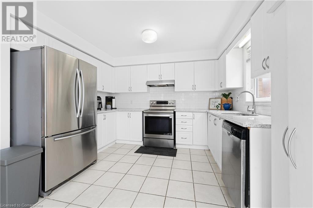 Photo 11 of 1 Hillcroft Drive, Hamilton ON